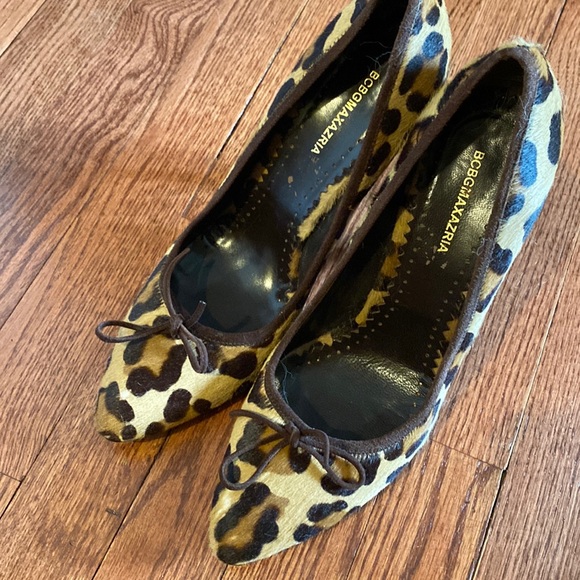 Gorgeous Leopard print stilettos BCBGMaxAzria - never worn outside the house - Picture 3 of 7